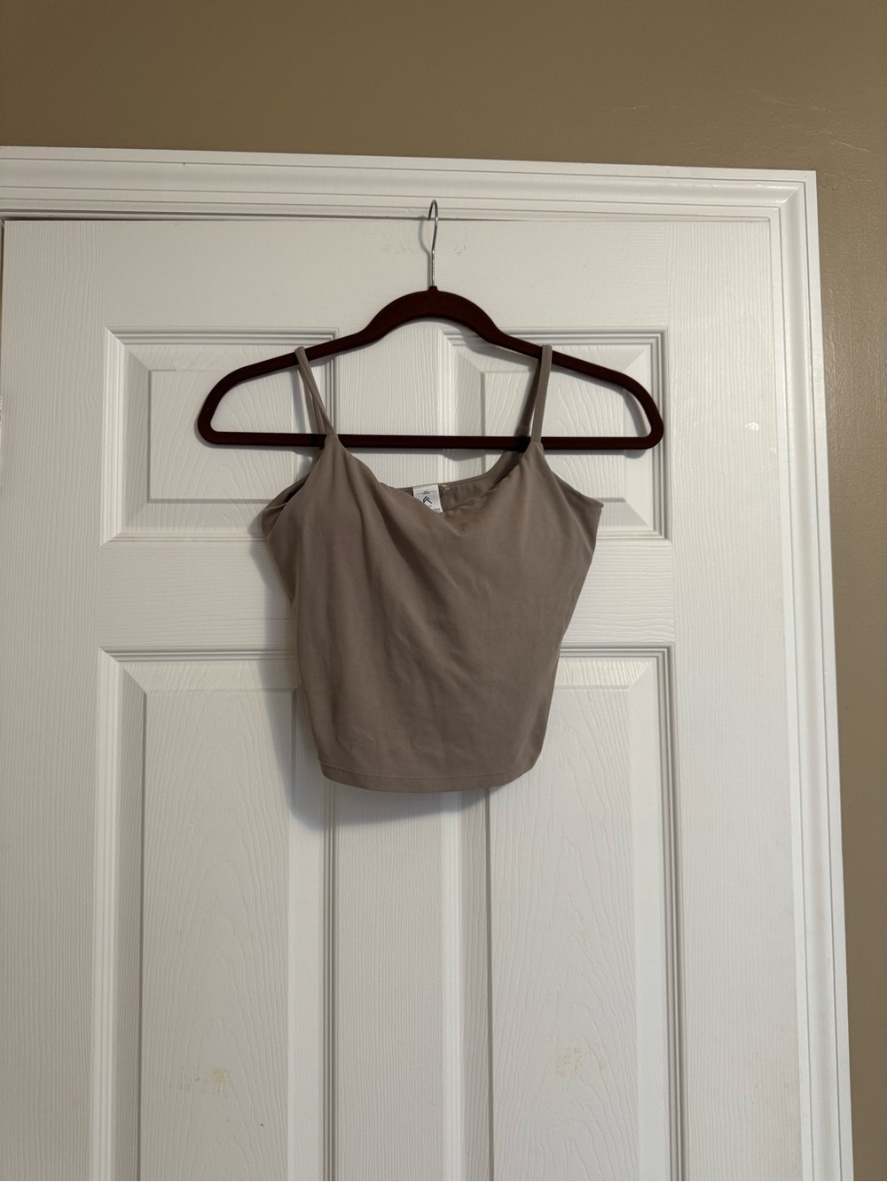 Oner Active Soft Motion Strappy Mid Vest with built in bra shelf